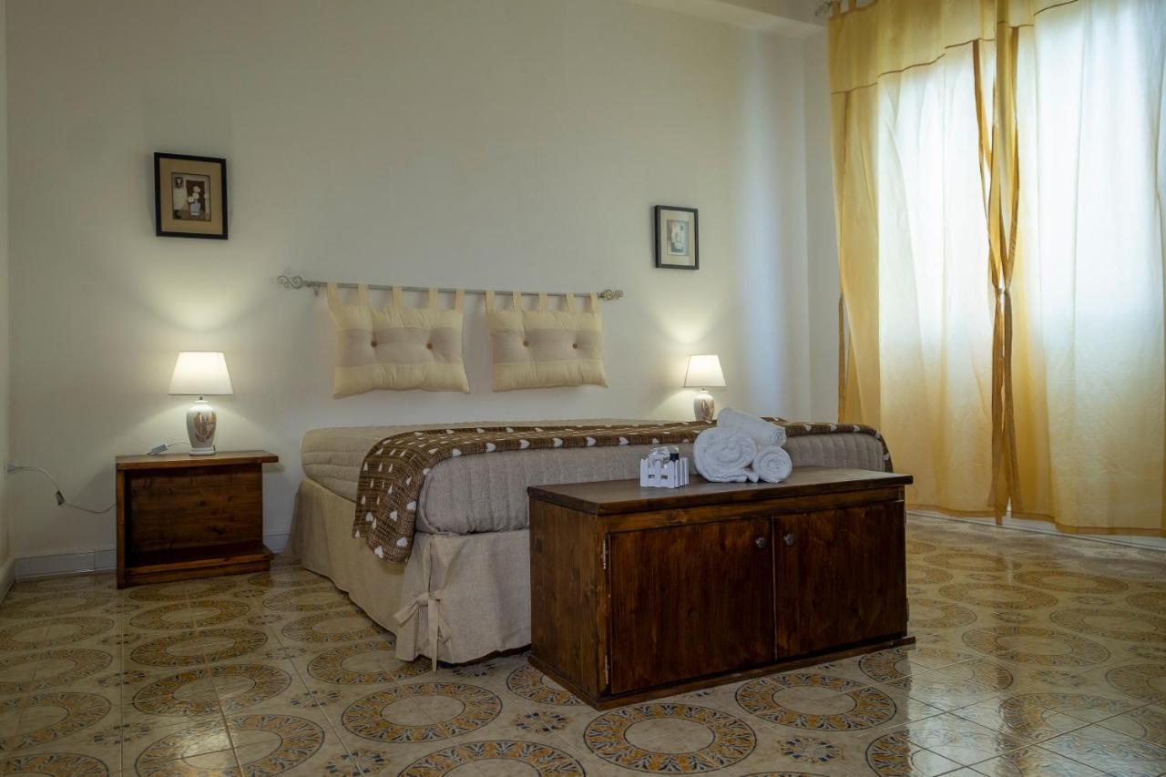 Hotel Soleo กวาร์ตู ซานเตเลนา ภายนอก รูปภาพ